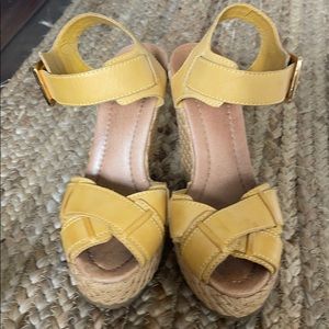 Wedge sandals-mustard yellow